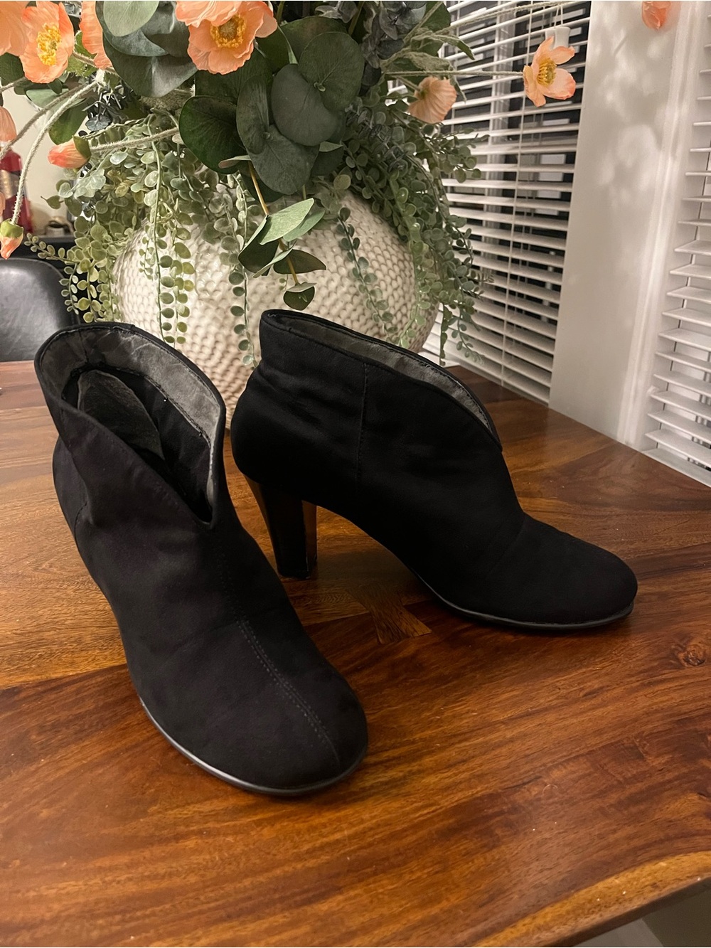 Black Microsuede High Vamp V-Cut Ankle Booties 3” Heel -  Size 10